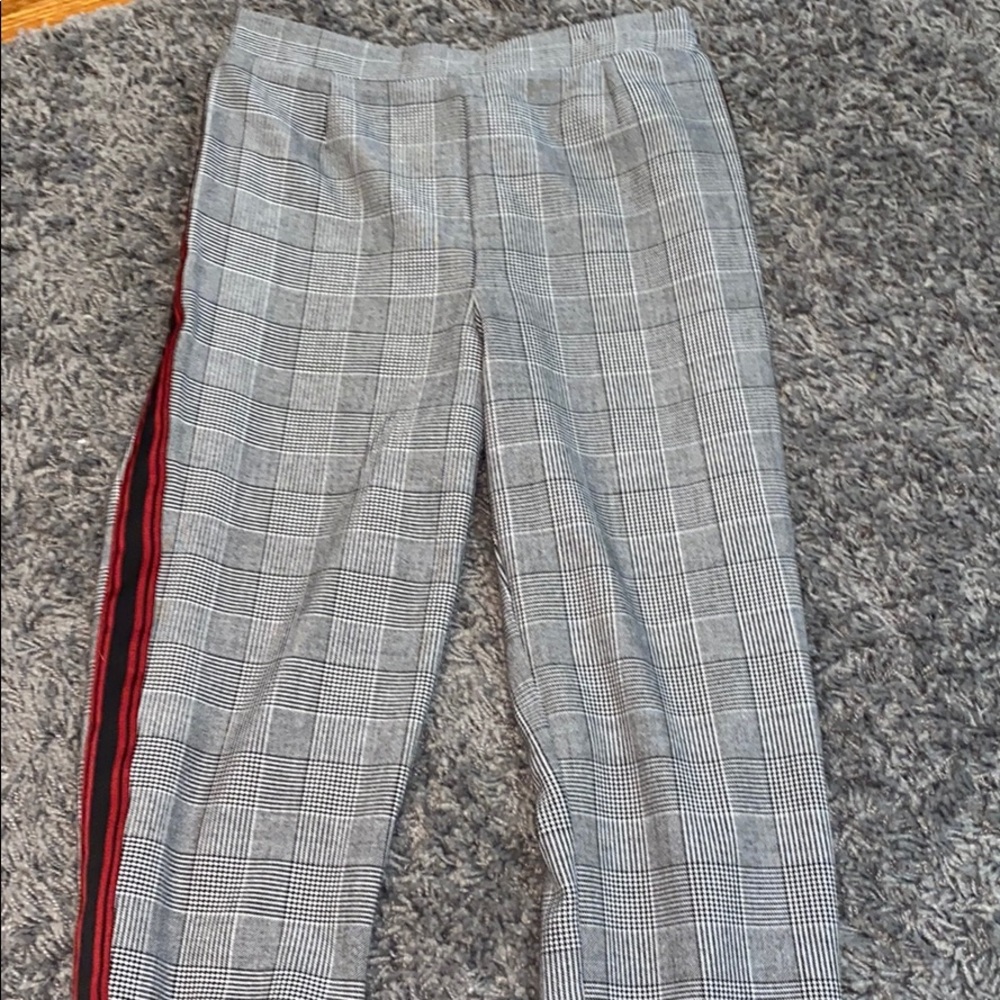 Black and white dress pants with black&red stripes